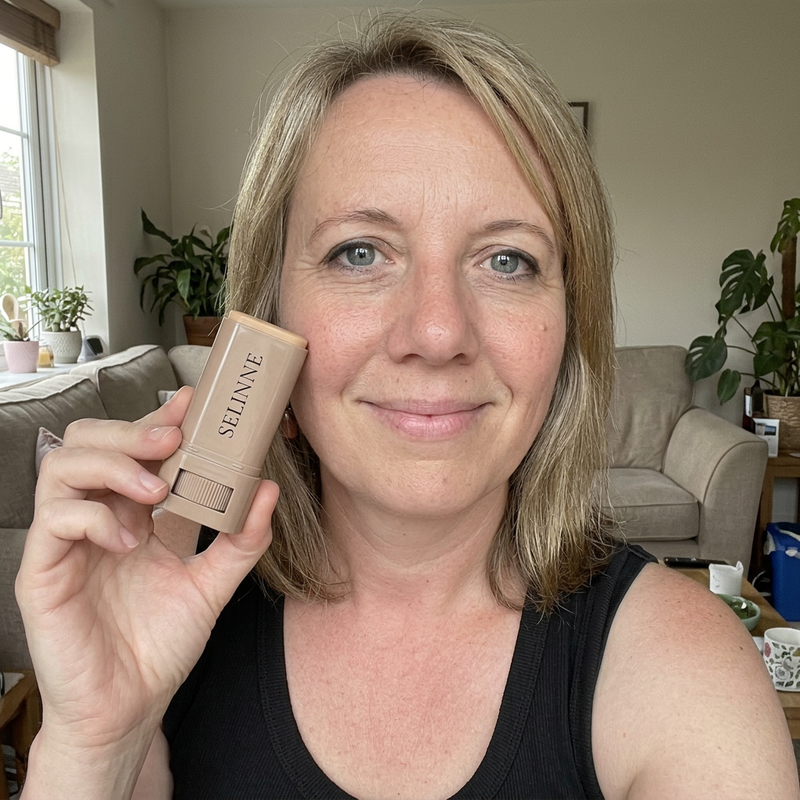 Betty wearing Selinne Shade 6 Fair
